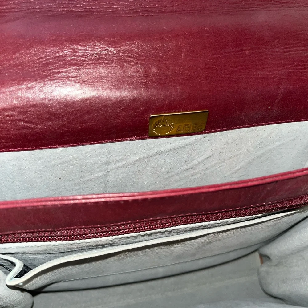 Vintage Aries made in Mexico leather bag - Picture 9 of 10